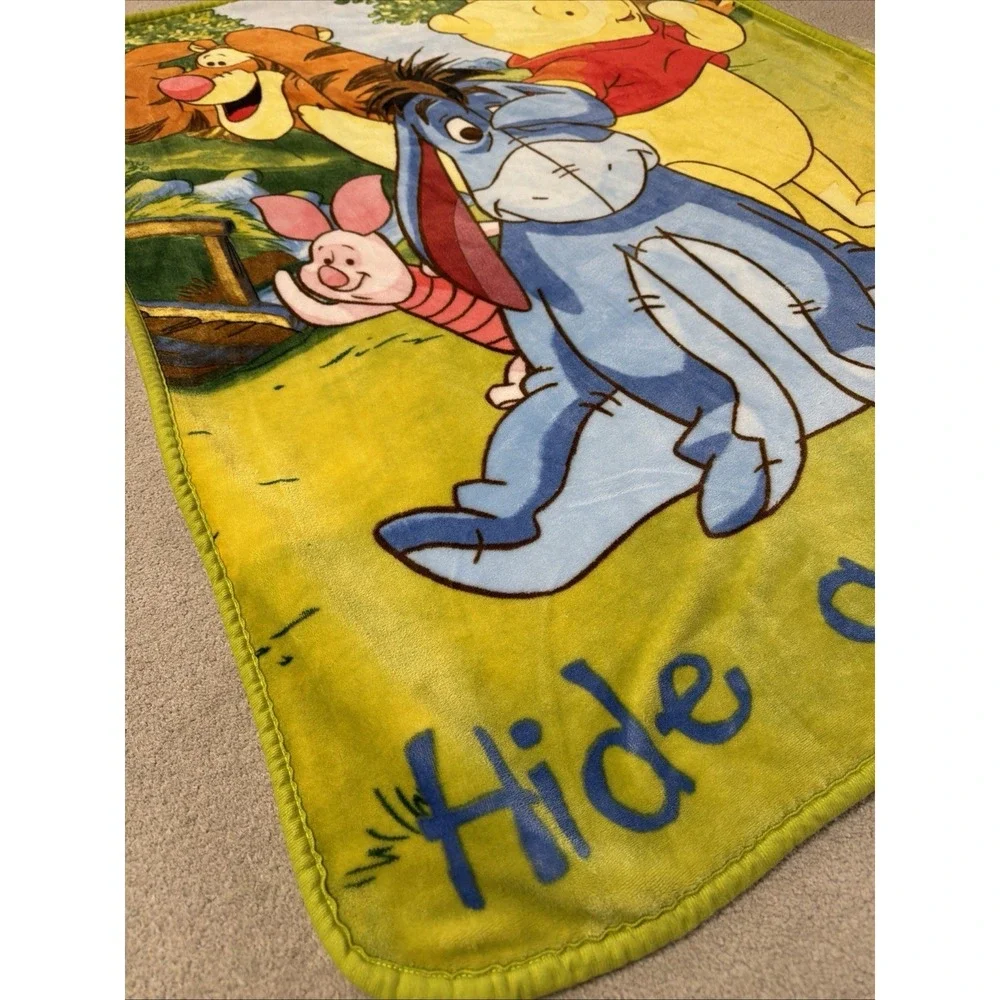 Disney Winnie The Pooh and Friends Throw Blanket Hide and Seek Soft Cuddly 4'x3'